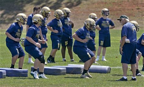 Skyline Football Notebook: Hawks’ D-line taking shape ahead of season ...