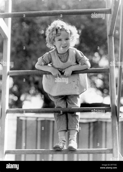 SHIRLEY TEMPLE BRIGHT EYES (1934 Stock Photo - Alamy