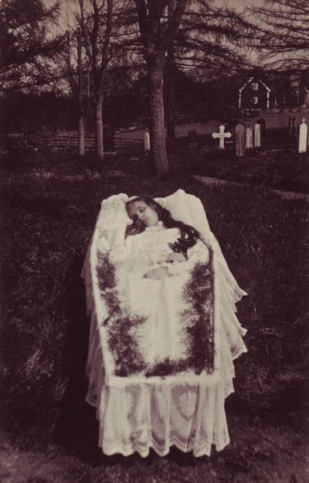 1000+ images about Victorian Post Mortem Photography on Pinterest ...