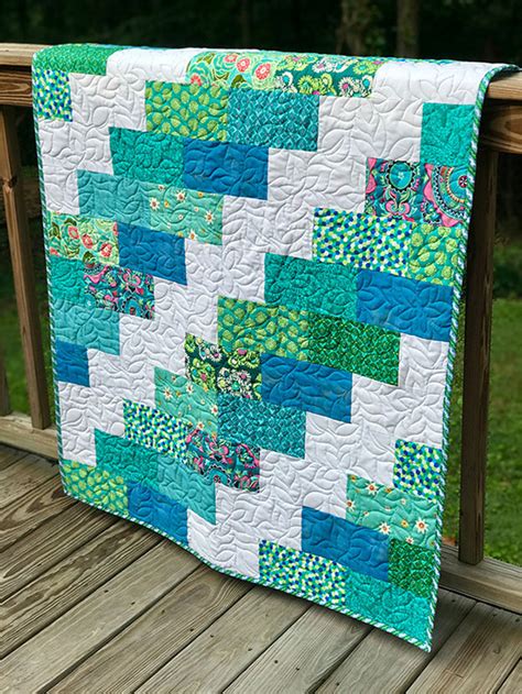 Quilting Land: Easy Brick Quilt