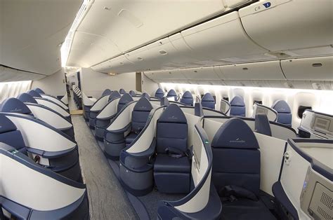 Delta Air Lines Boeing 777-200ER Seat Configuration and Layout ...