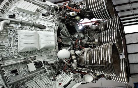 Aerospace Engineers Hew Space Transport, Gadgets and Gear