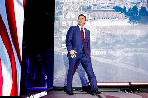 Is Ron DeSantis Wearing Hidden Platform Heels Inside His Stupid Ugly ...