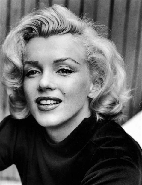 Modern Marilyn Monroe Hairstyle Images & Pictures - Becuo