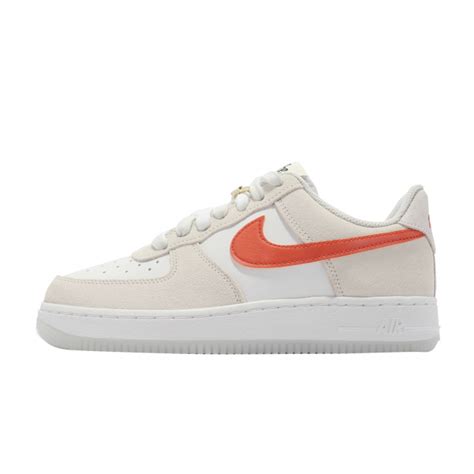 Nike WMNS Air Force 1 07 White Orange Sail DA8302101 - KicksOnFire.com