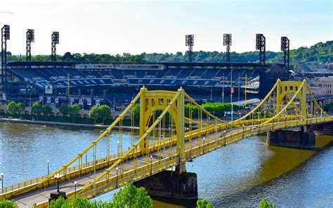 Pittsburgh Pirates - Stadium Dude