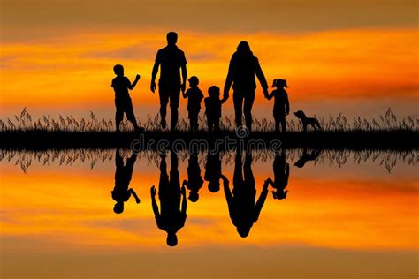 20+ Top Picks For Sunset Background Family Silhouette Easy Download ...