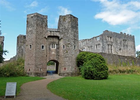 Berry Pomeroy Castle - A Bit About Britain