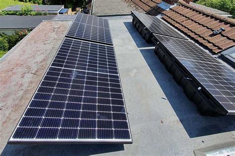 The Ultimate Guide To Flat Roof Solar Panels | Deege Solar