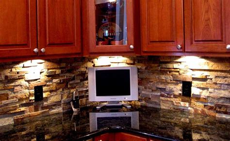 Natural Stacked Stone Backsplash Tiles For Kitchens and Bathrooms