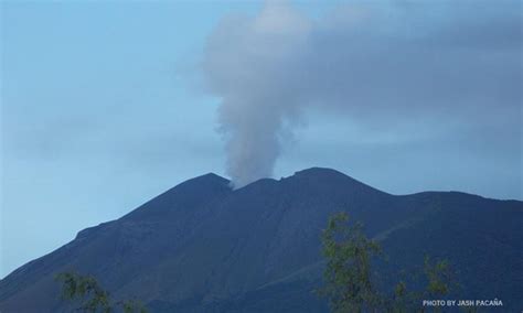 Sciency Thoughts: Eruption on Mount Kanlaon on Negros Island in the ...