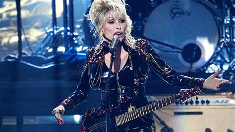 Dolly Parton's Rock Album to Feature Paul McCartney, Stevie Nicks