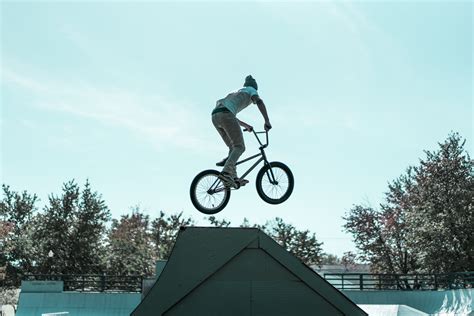 White BMX bike, Biker, Trick, Jump HD wallpaper | Wallpaper Flare