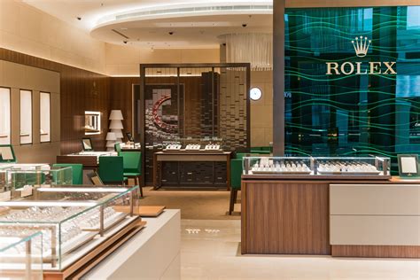 Rolex Relaunches Flagship Boutique in MoE, Dubai - MrPingLife.com