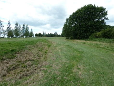 Fairway at Lindfield golf course © Dave Spicer cc-by-sa/2.0 :: Geograph ...