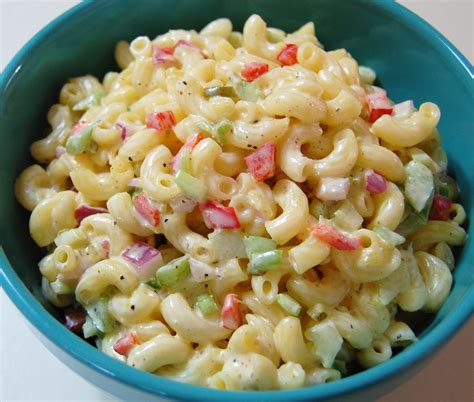 Classic Macaroni Salad | Cooking Mamas