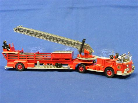 Buffalo Road Imports. American LaFrance Aerial Ladder Truck FIRE LADDER ...