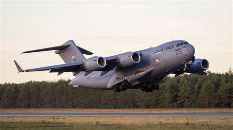 5 Fun Facts About The Boeing C-17 Globemaster III