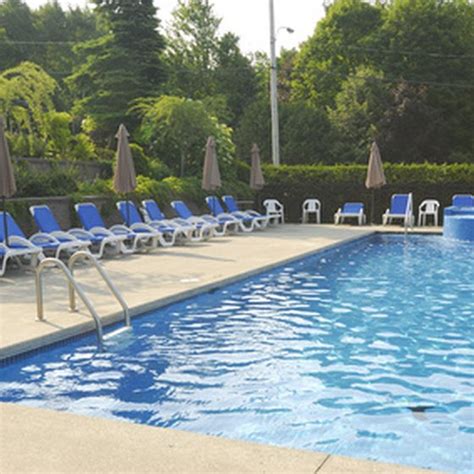 Virginia Beach Hotels With Outdoor Pools | USA Today