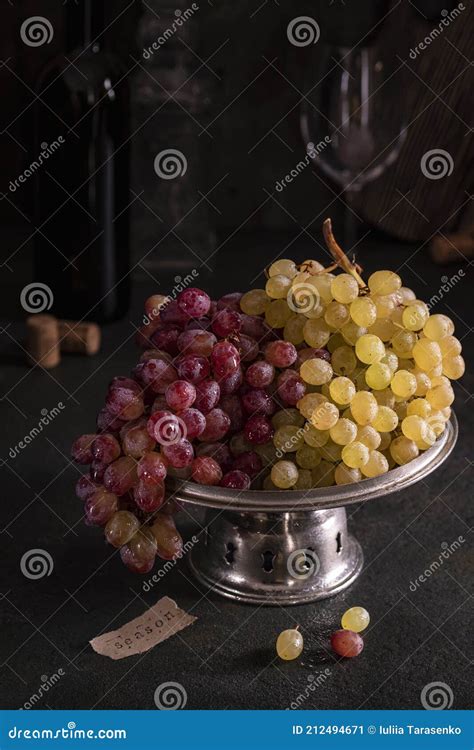 Sultana Grapes on Dark Background Stock Image - Image of farm ...