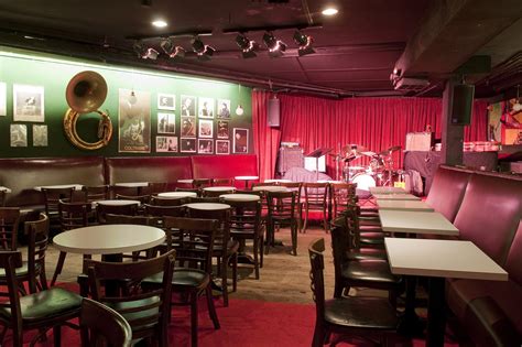 A guide to jazz in NYC | Jazz club, Jazz bar, Cool jazz