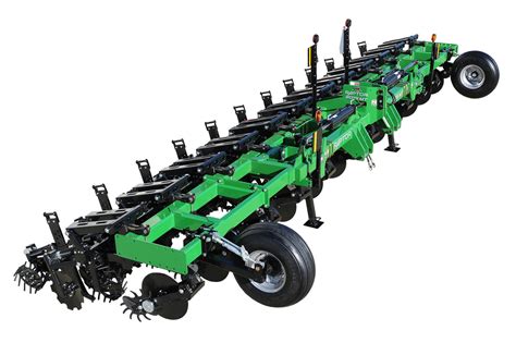 Raptor Strip Tillage Tool - Unverferth Seedbed Tillage