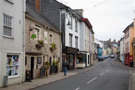 Ashburton, Devon. A pretty little town, specialising in antiques ...