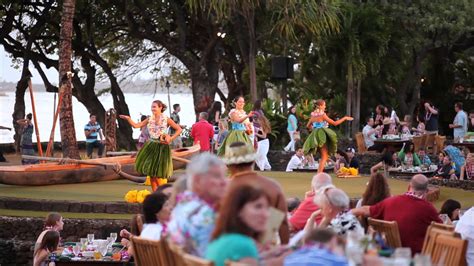 Old Lahaina Luau - Maui Vacation Rentals