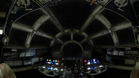 Step Inside The Millenium Falcon Cockpit With 'Star Wars 360' | The ...