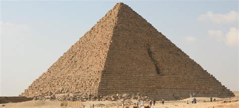 Pyramid of Menkaure, Giza - Book Tickets & Tours | GetYourGuide