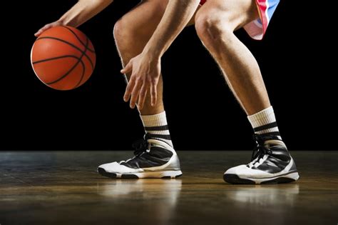 5 basketball dribbling drills to improve your ball handling skills ...