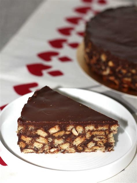 No Bake Chocolate Biscuit Cake Recipe / Snazzy Cuisine