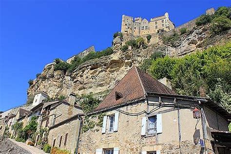 Beynac France travel and tourism, attractions and sightseeing and ...