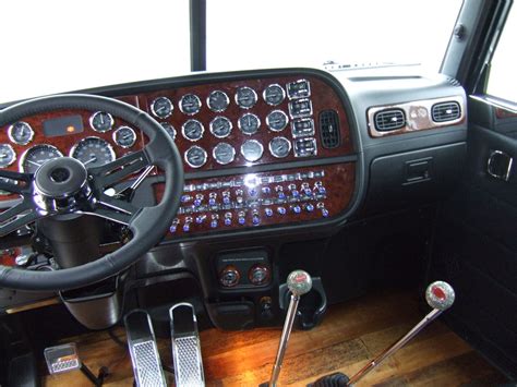 Peterbilt Dump Truck Interior | Brokeasshome.com