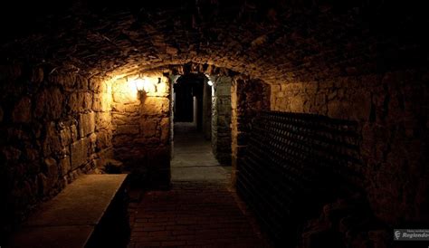 edinburgh underground city - Google Search | Ghost tour, Underground ...