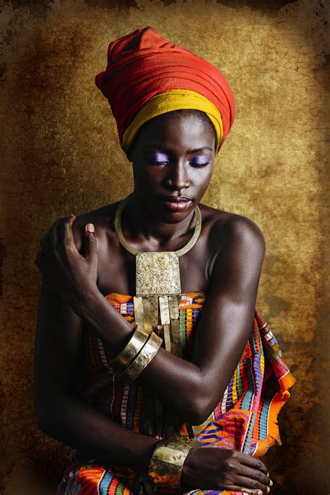 Hand-me-down: African women in their grandmothers' clothes – in ...