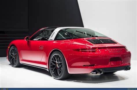 AUSmotive.com » Detroit 2015: Porsche 911 Targa 4 GTS