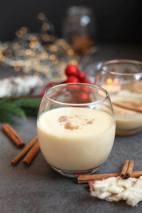 Ponche Crema - Traditional Venezuelan Eggnog Recipe | 196 flavors