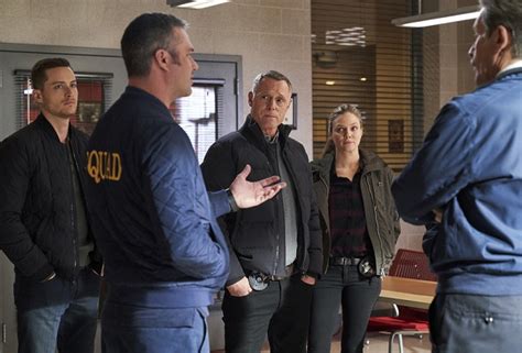 ‘Chicago Fire’ / ‘Chicago PD’ Crossover Recap: Cruz Goes Undercover ...