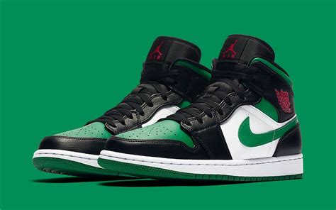 Available Now // Air Jordan 1 Mid "Pine Green" | HOUSE OF HEAT