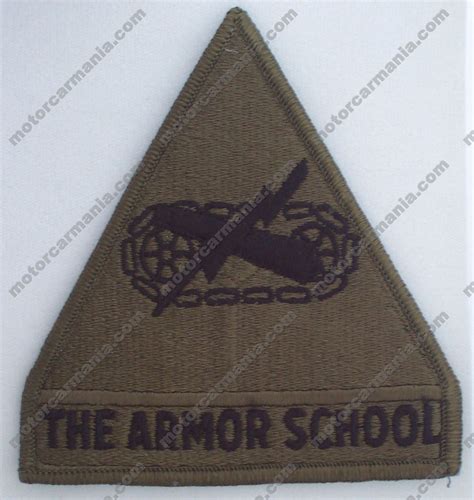 United States Army Armor School Patch #30-0045 - Locomotive Logos