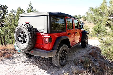 Review: 2021 Jeep Wrangler Rubicon 4xe brings battery benefits off-road