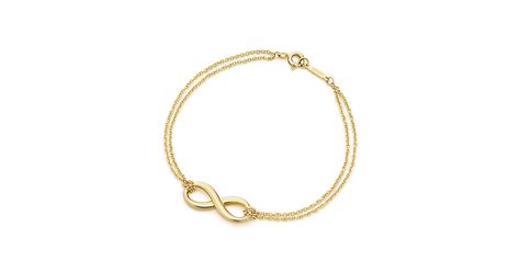 Infinity Bracelet in 18K Gold | Tiffany & Co.