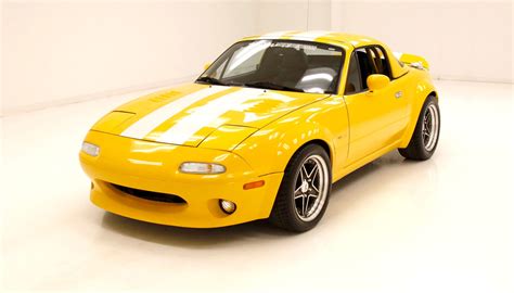 1992 Mazda Miata | Classic Auto Mall