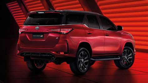 2023 Toyota Fortuner GR Sport unveiled with improved power output ...