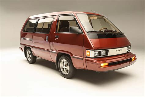 Happy birthday, minivan: America’s family hauler at 35 - Motoring Research