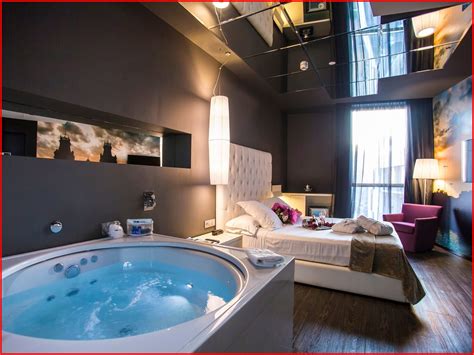 59 Beau Stock De Chambre Avec Jacuzzi Privatif Gard serapportantà Hotel ...