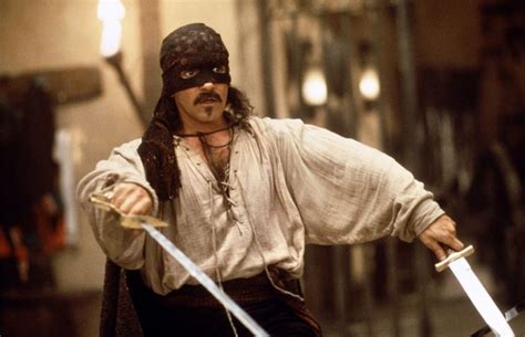 Masque De Zorro Antonio Banderas | The mask of zorro, Zorro movie, Zorro