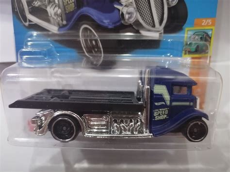 Hot Wheels 2023 HW Haulers Fast-Bed Hauler - Navy Blue, Hobbies & Toys ...