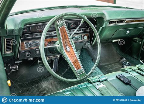 1970 Chevrolet Kingswood Station Wagon Interior Editorial Image - Image ...